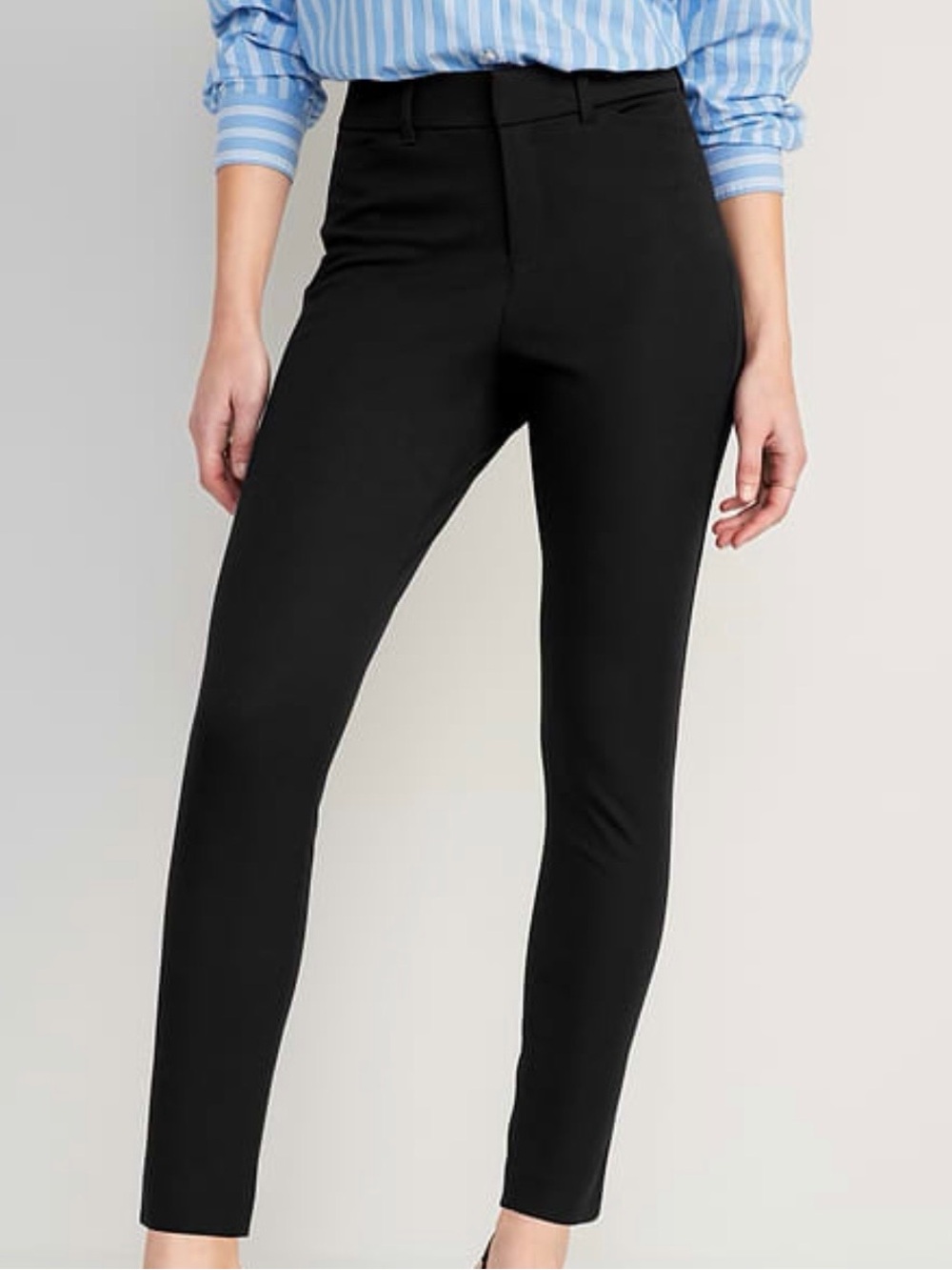 Old Navy Black Stretch Ankle Pants - Women